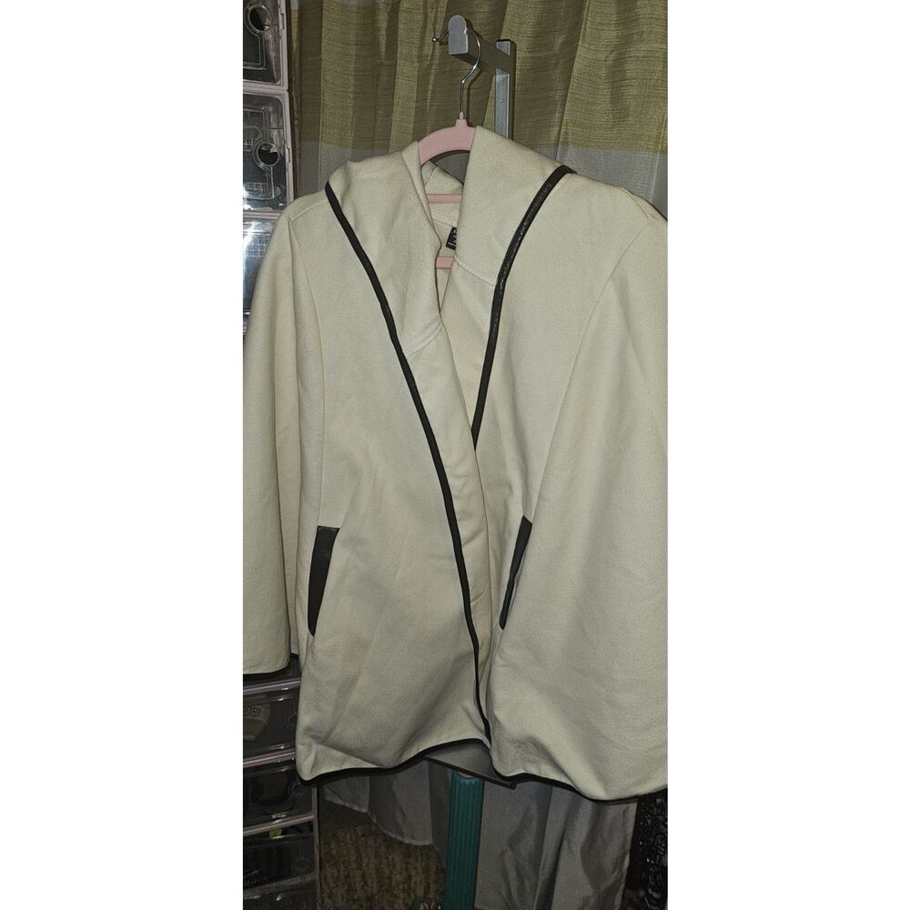 Women's Cream Hooded Cape With Black Edging Size 2x